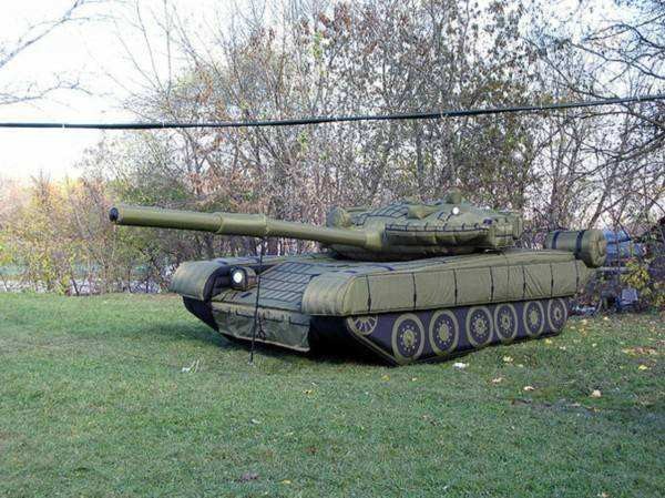 常德陆地军事假目标坦克